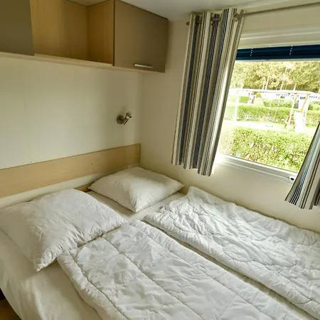 Am Waldrand - Mobilheim Mediterranee Fuer 4 Personen - Ankerplatz Nyaraló *